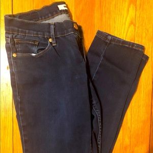 Levi’s 524 Skinny Jeans
